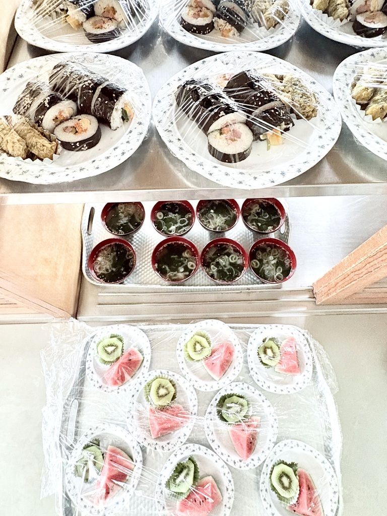 すずかけさんの この一枚「神学校食堂メニュー(キンパ)」