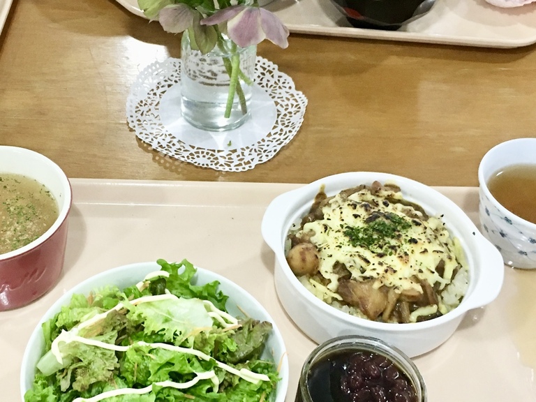 すずかけさんの この一枚「神学校食堂メニュー(焼きカレー)」