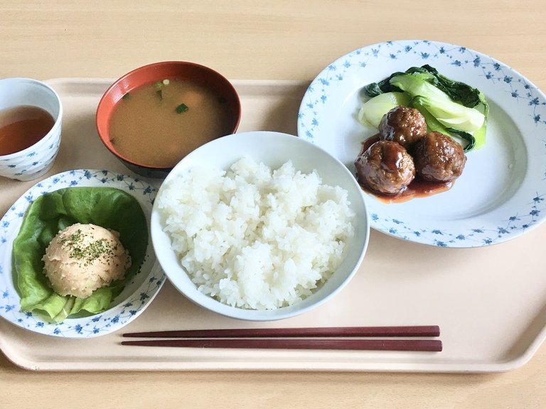 すずかけさんの この一枚「神学校食堂メニュー」