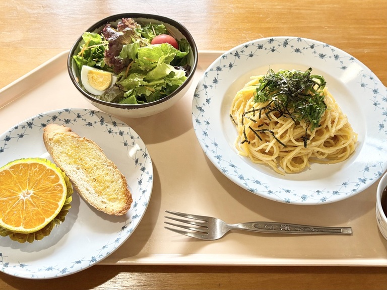 すずかけさんの この一枚「神学校食堂メニュー☺︎」