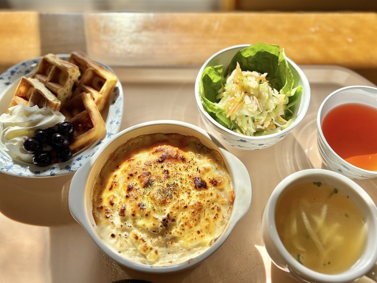 すずかけさんの この一枚「神学校食堂メニュー☺︎」